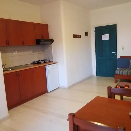 Aparthotel Niros Beach Kokkini Hani