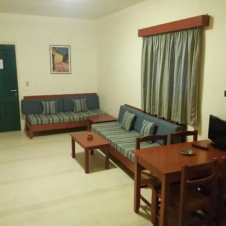 Aparthotel Niros Beach